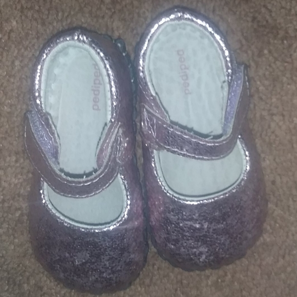 Pediped girls pink walker shoes - Picture 2 of 4